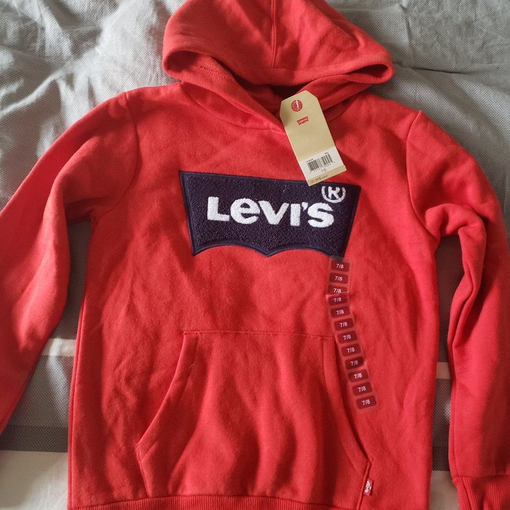 Levi's KIds Hoodie, size 5T-6T, New With Tags